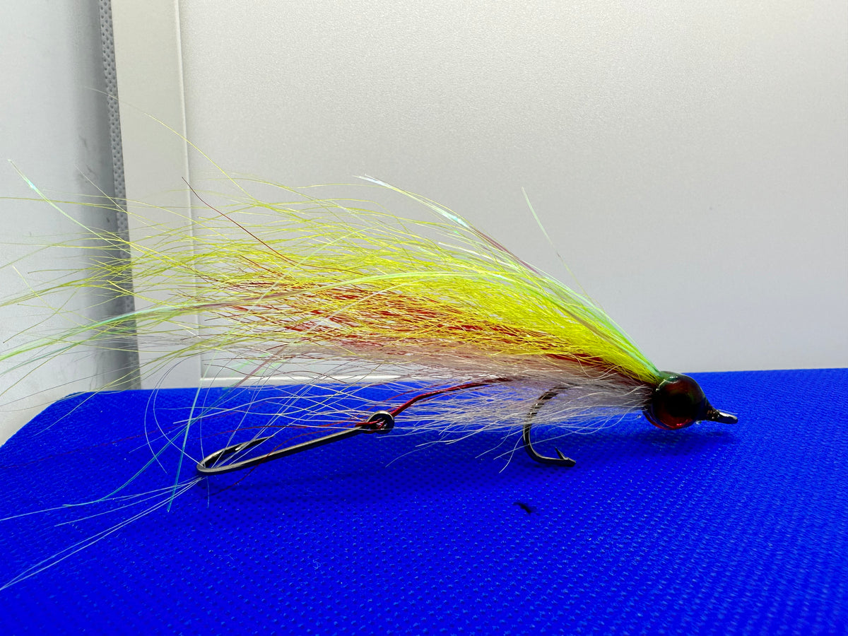 Polar Fly Polar Bear Hair – Nile Creek Fly Shop